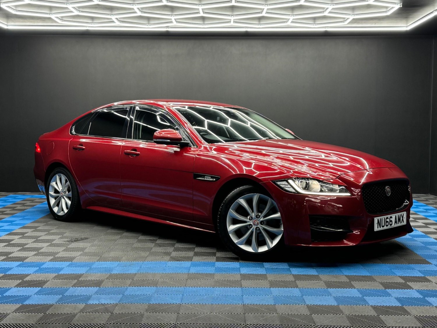 Jaguar XF Listing Image