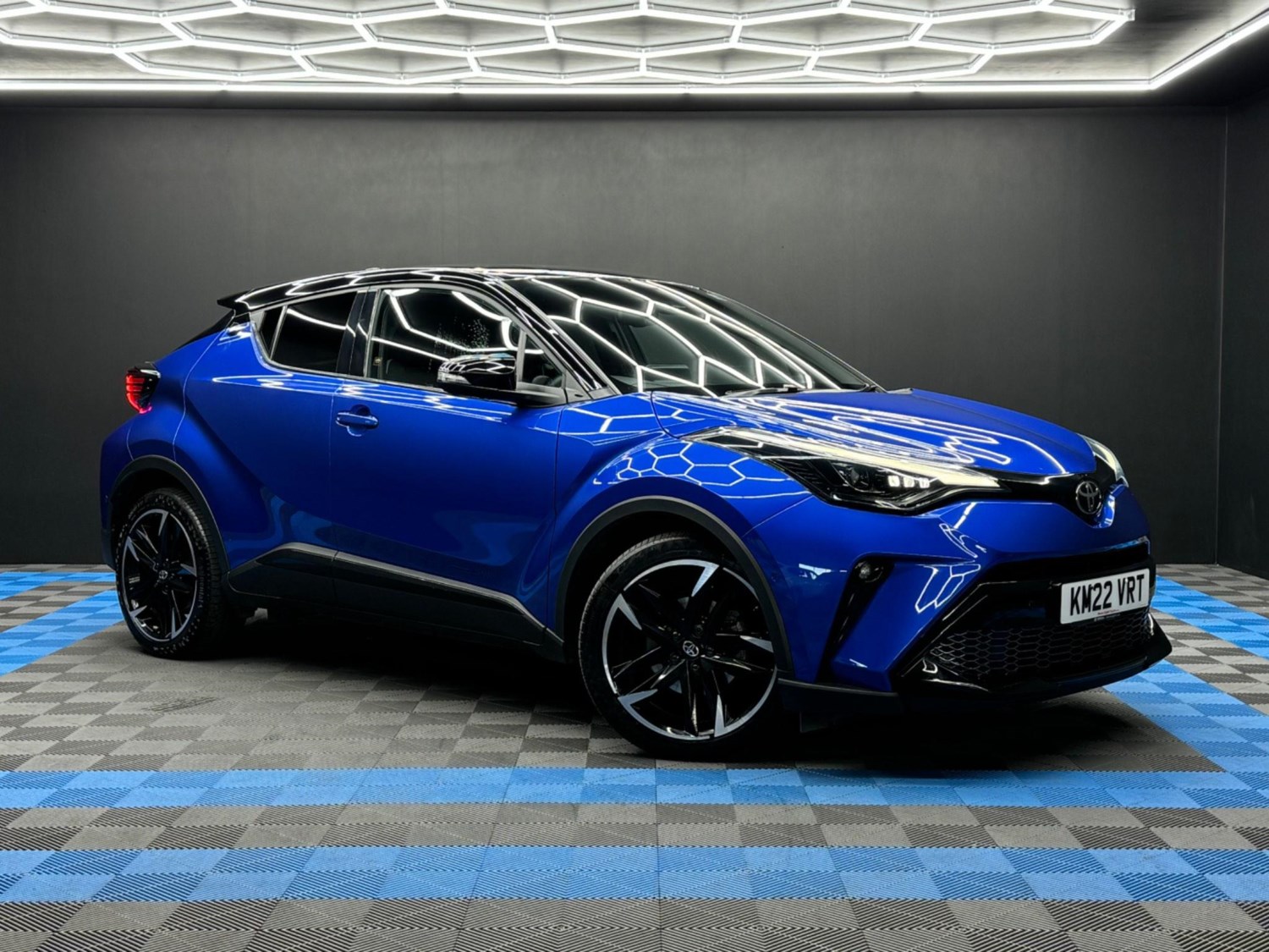 Toyota C-HR Listing Image