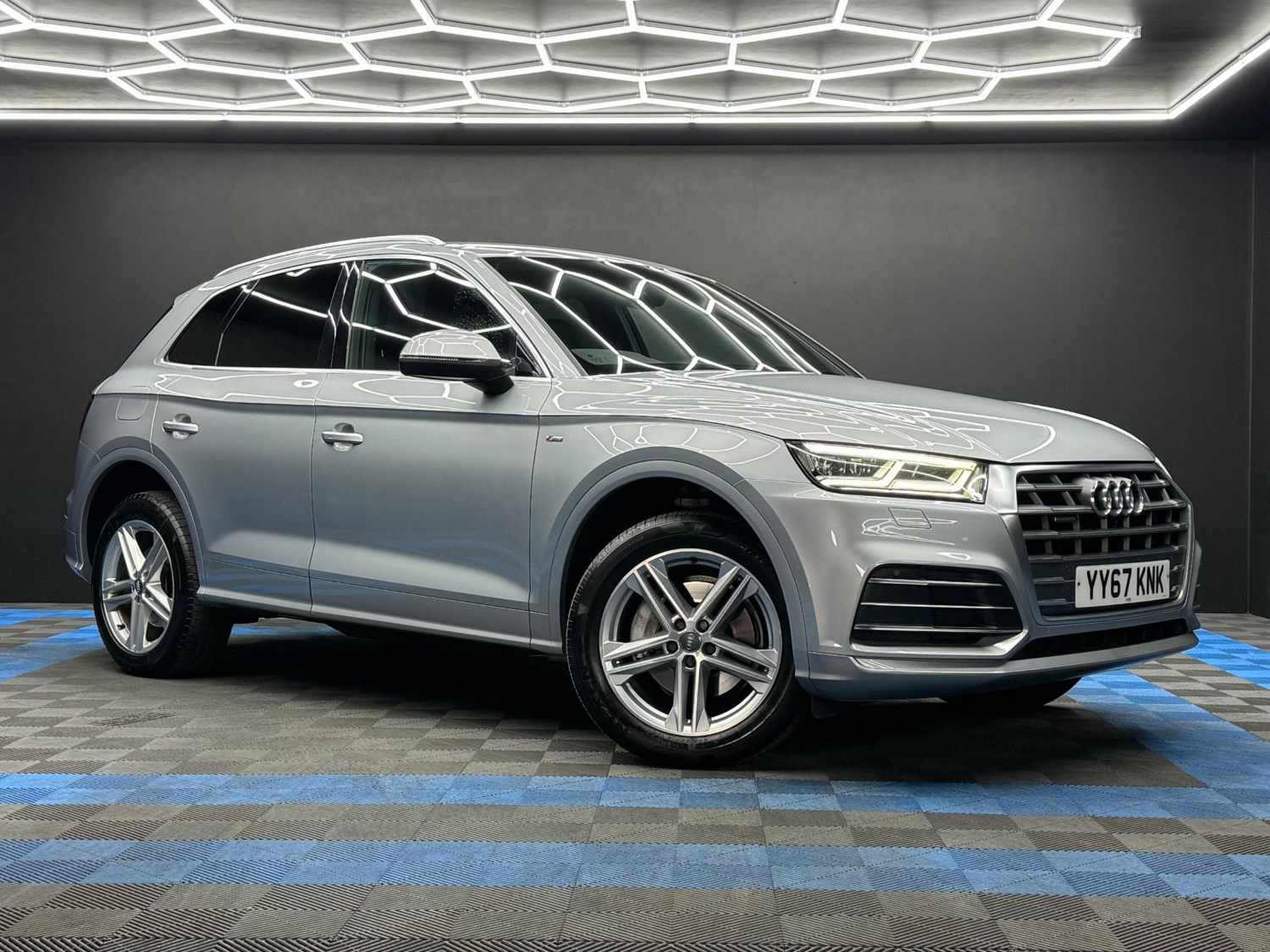 Audi Q5 Listing Image