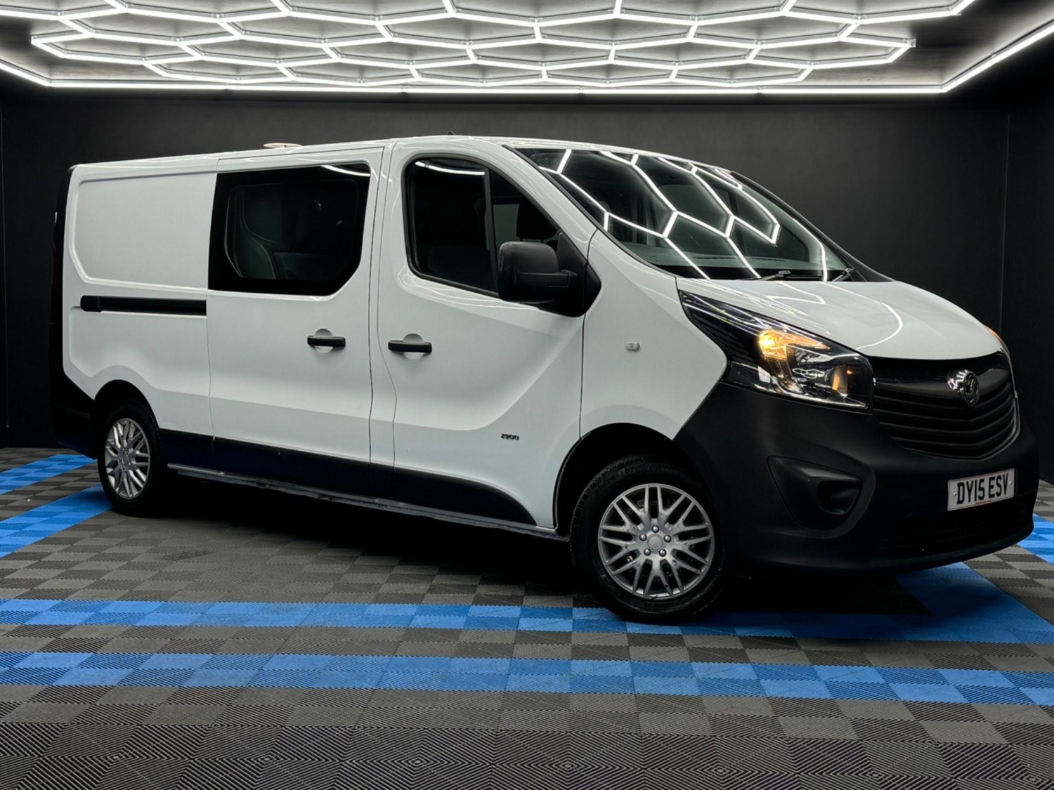 Vauxhall Vivaro Listing Image