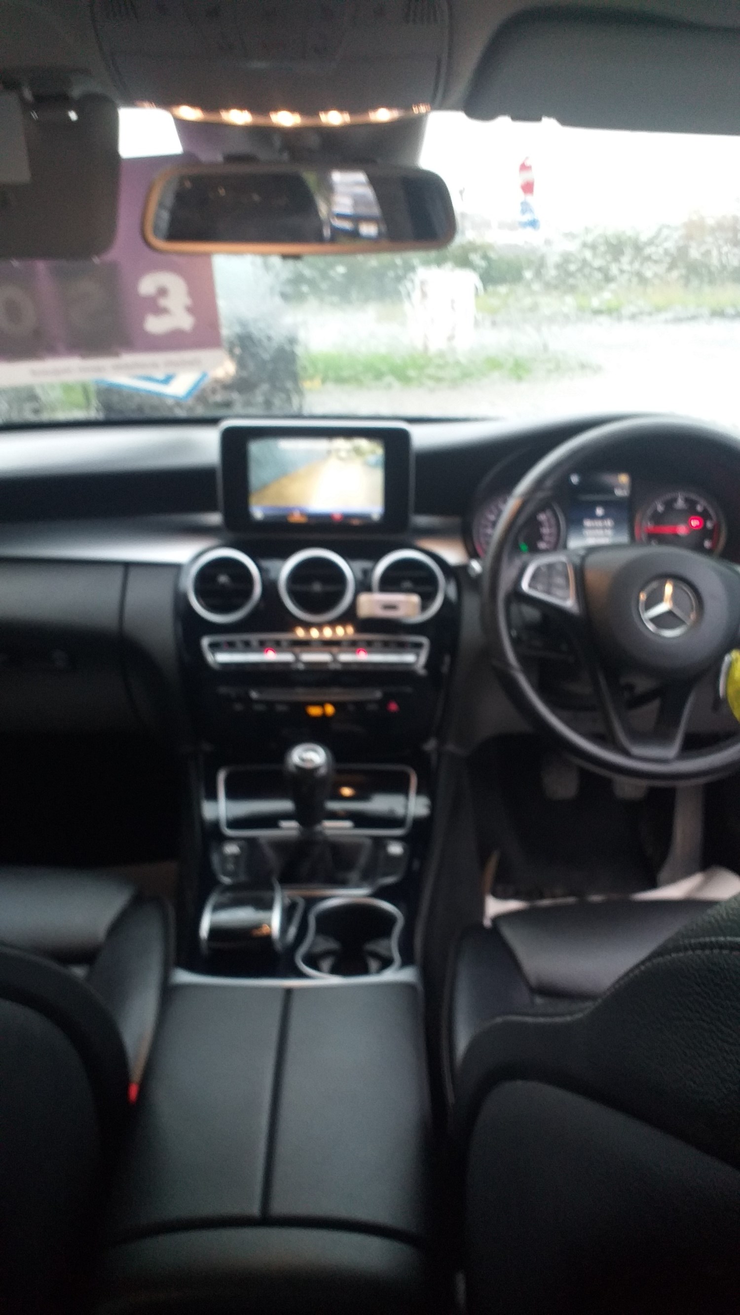 Mercedes-Benz C-Class Listing Image