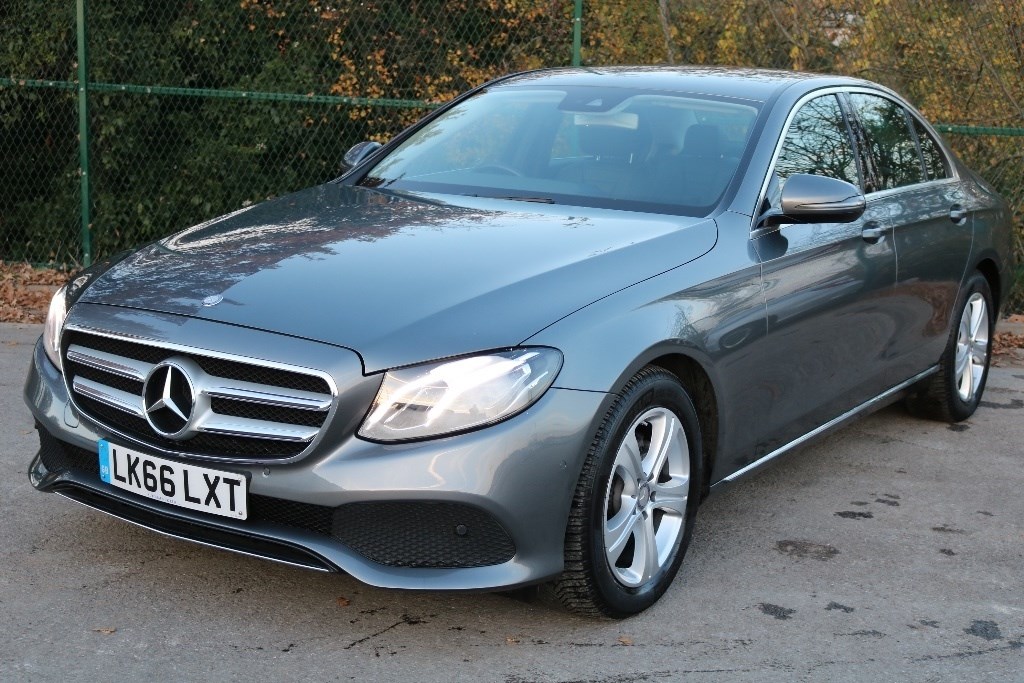 Mercedes-Benz E-Class Listing Image