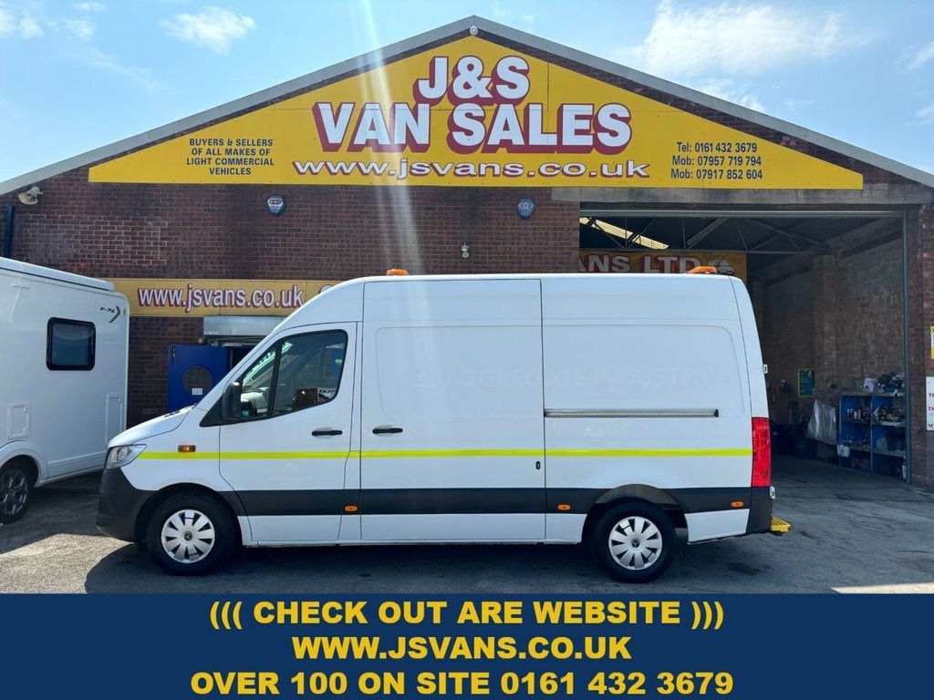 Mercedes-Benz Sprinter Listing Image