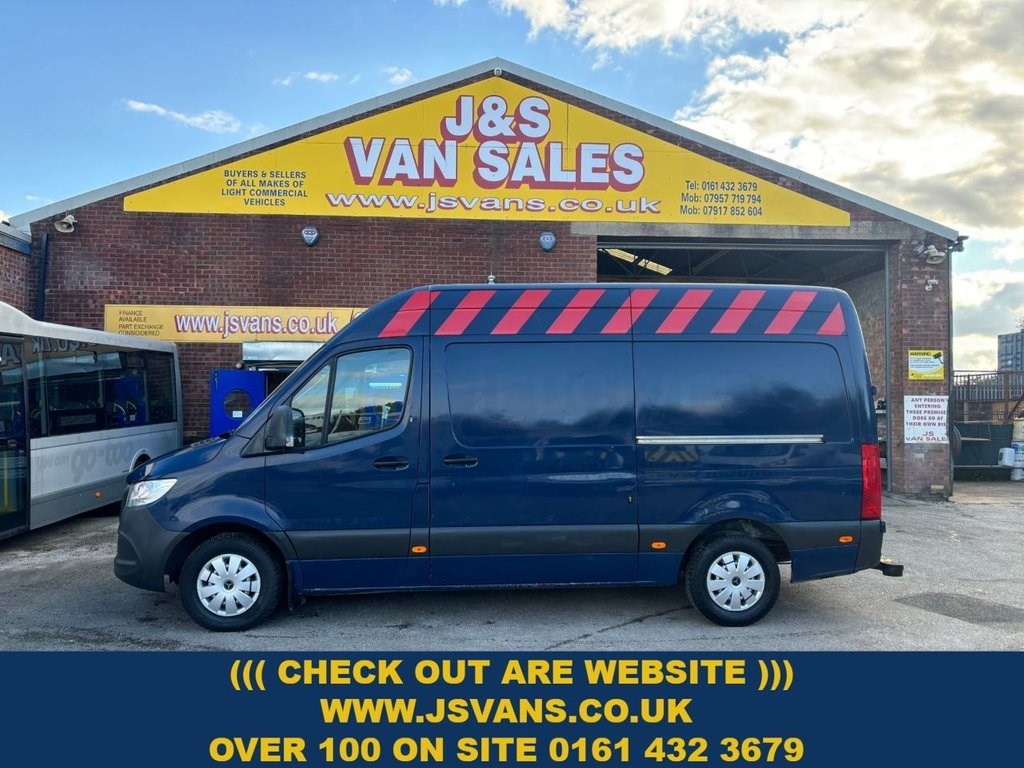 Mercedes-Benz Sprinter Listing Image