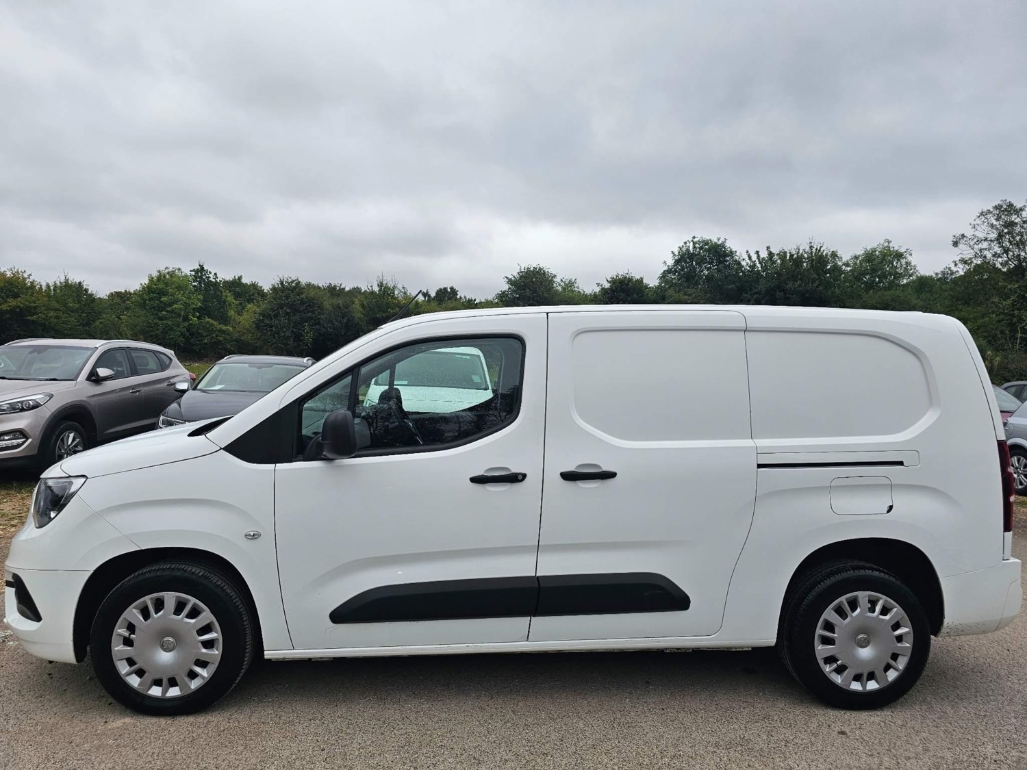 Vauxhall Combo Listing Image