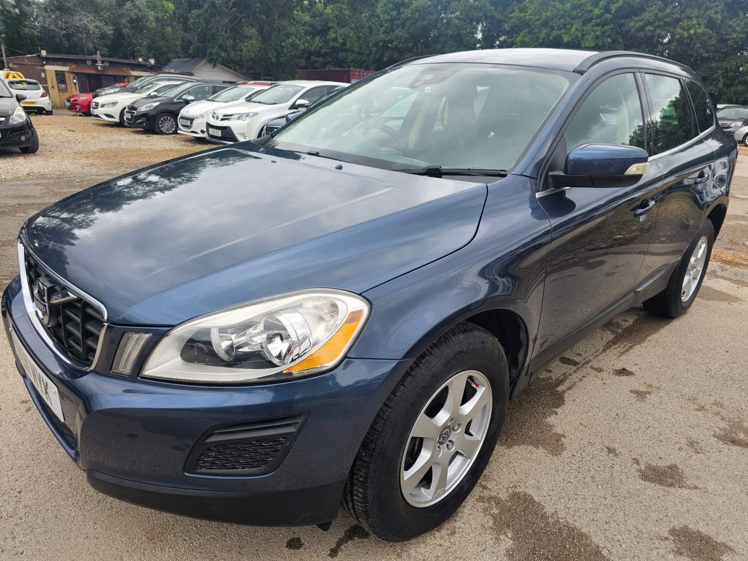 Volvo XC60 Listing Image