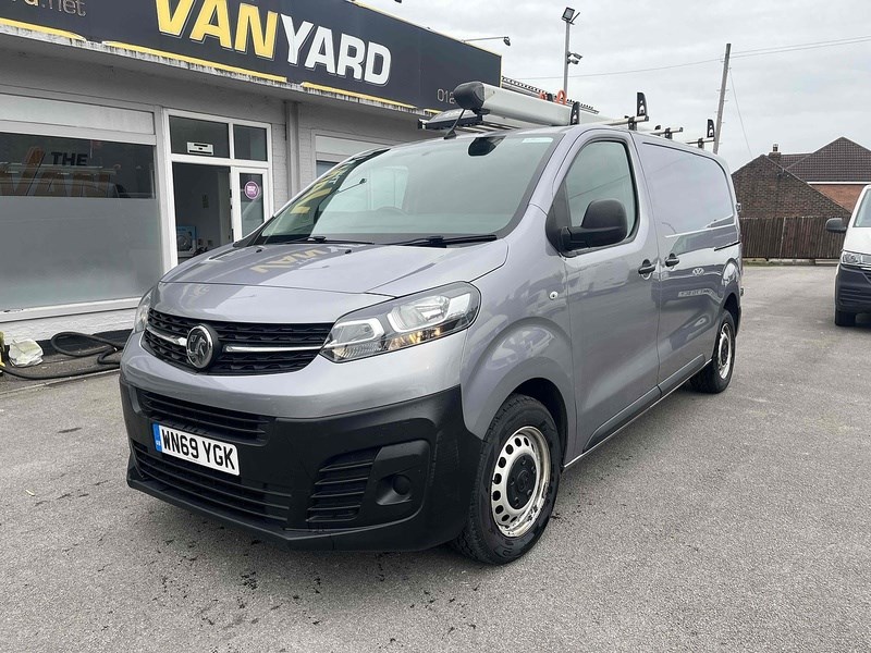 Vauxhall Vivaro Listing Image