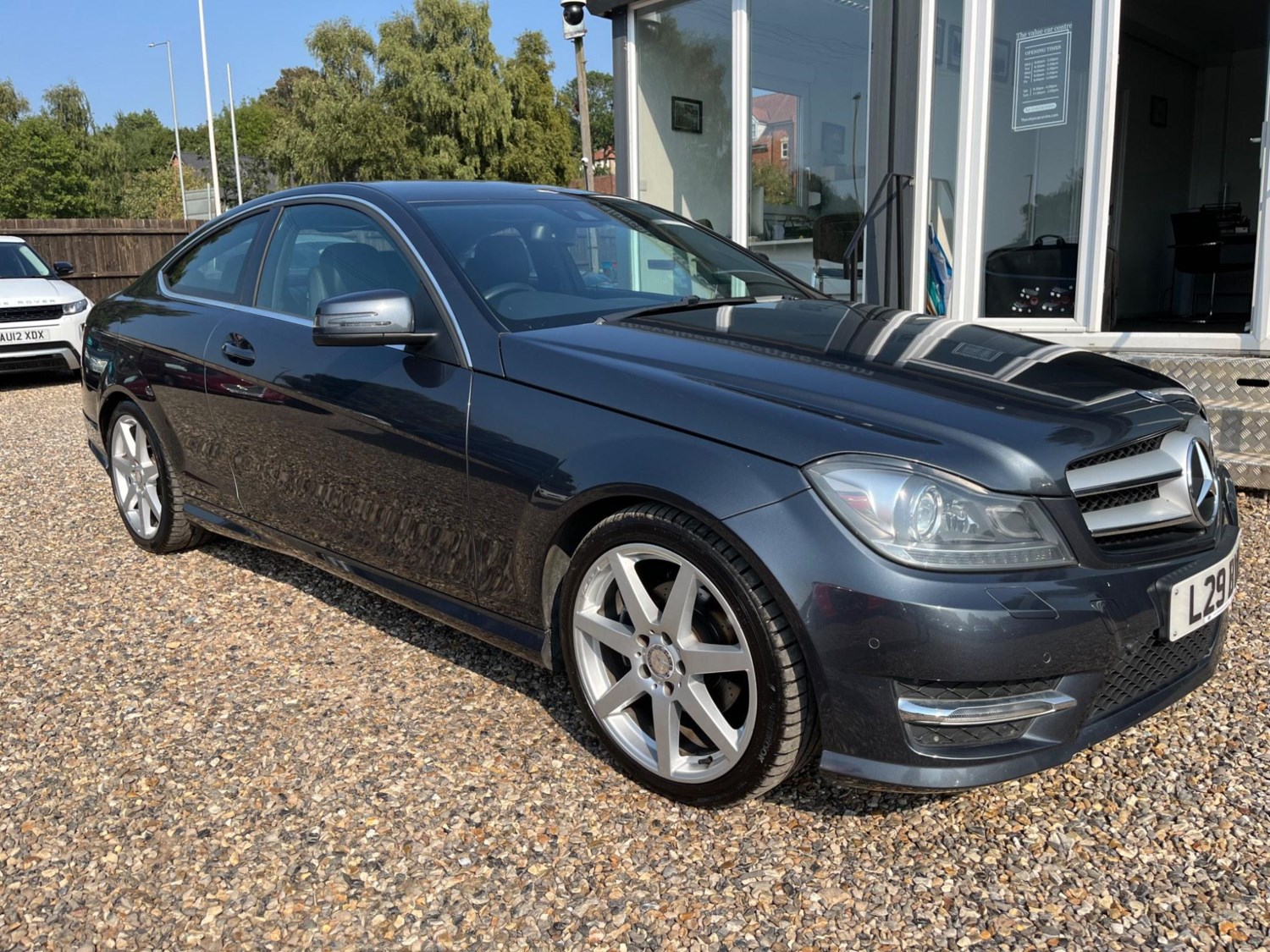 Mercedes-Benz C-Class Listing Image