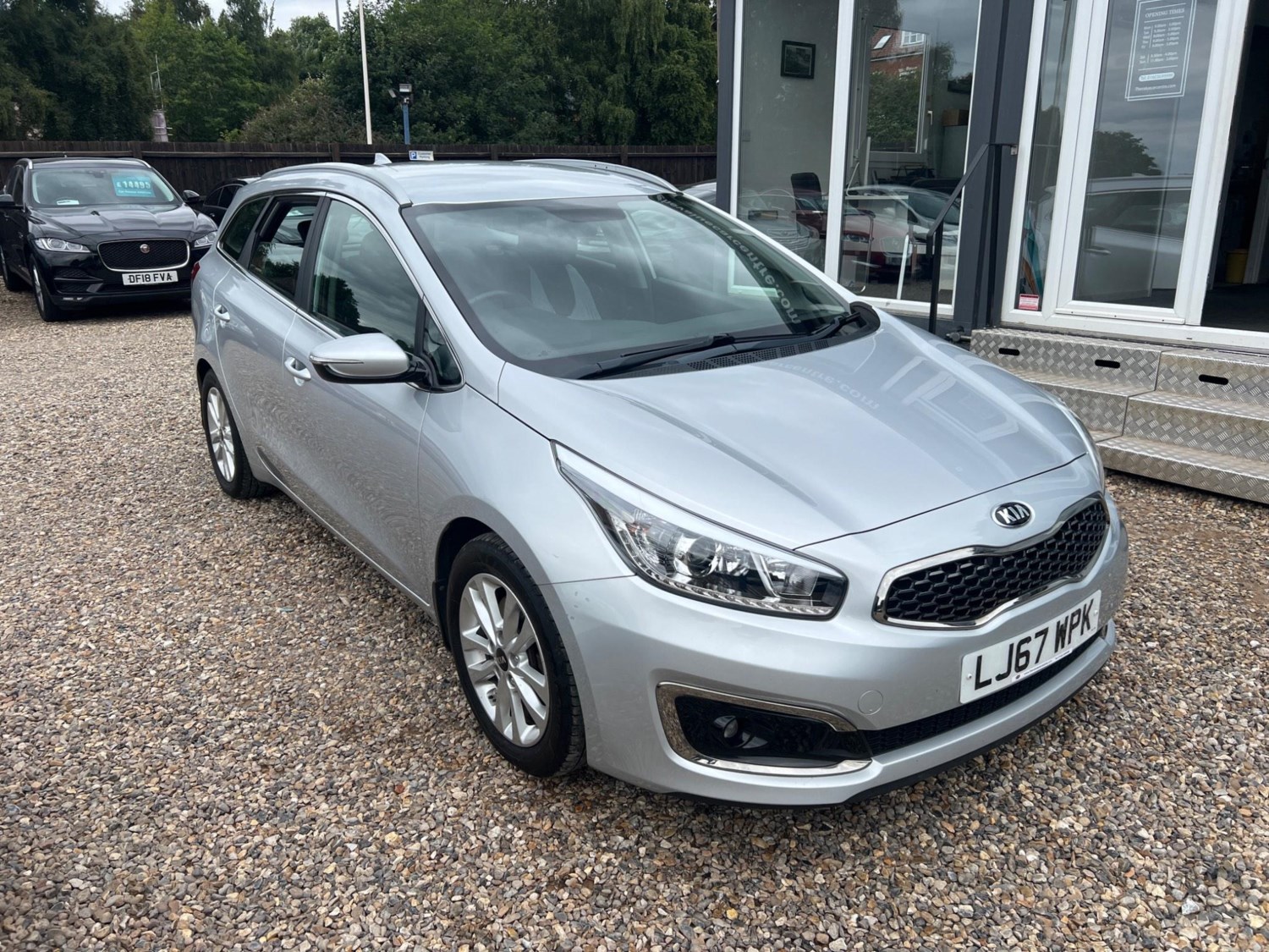 Kia Ceed Listing Image