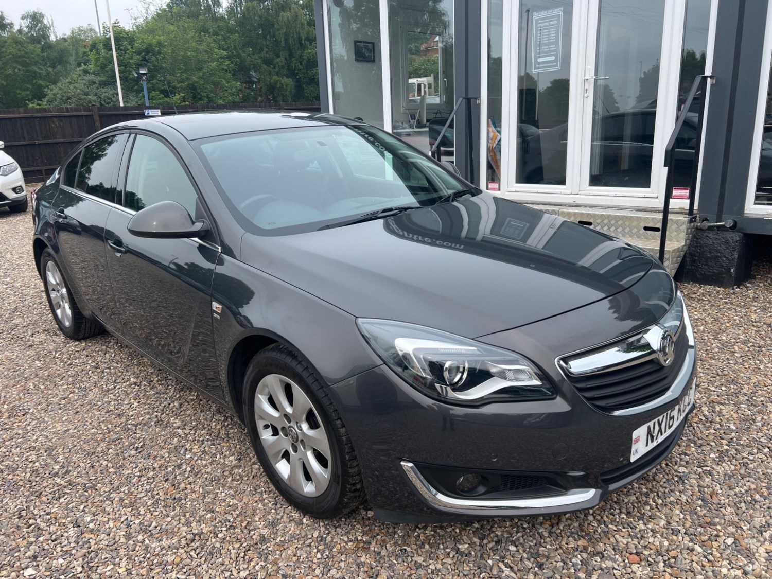 Vauxhall Insignia Listing Image