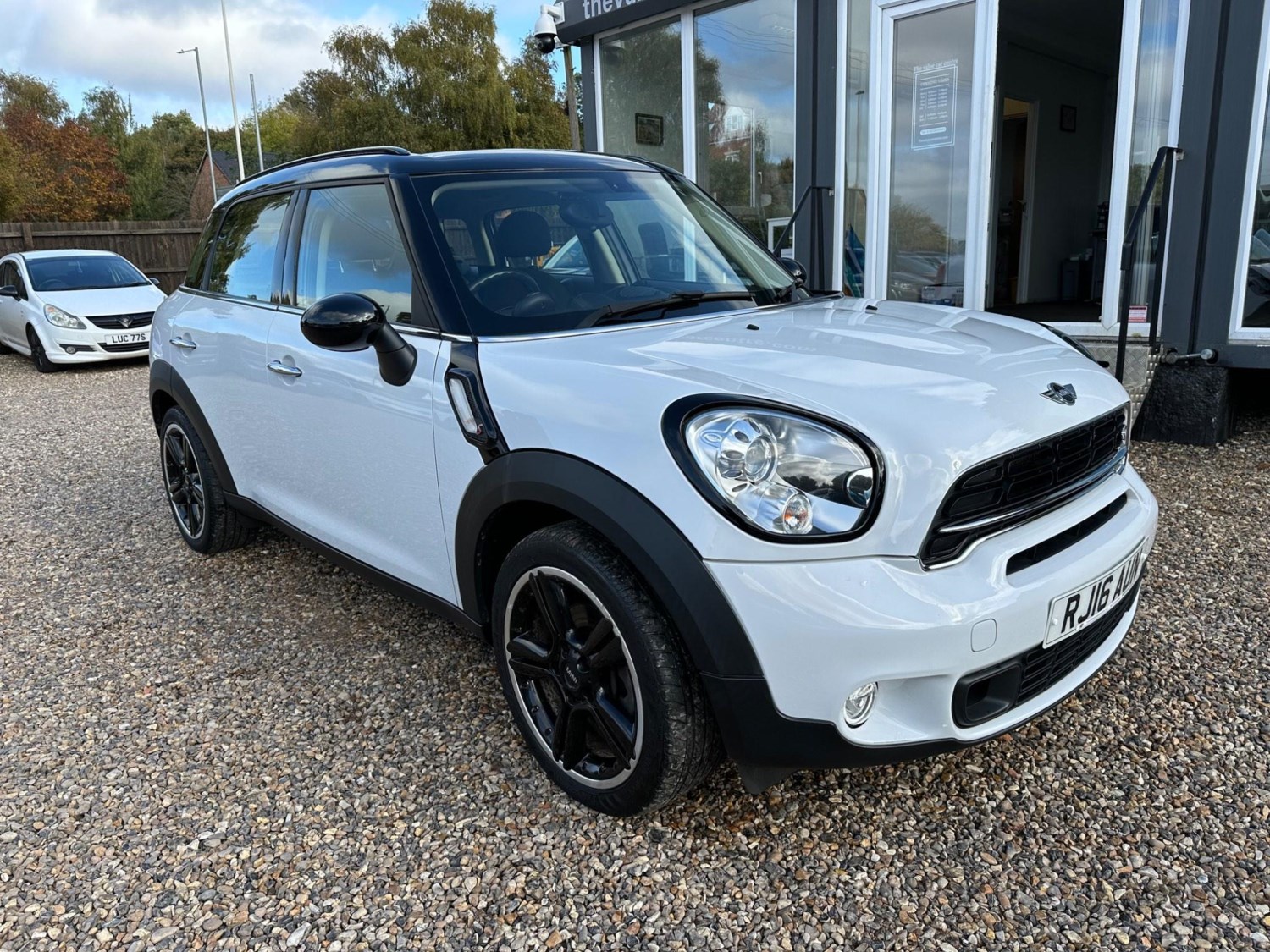 MINI Countryman Listing Image