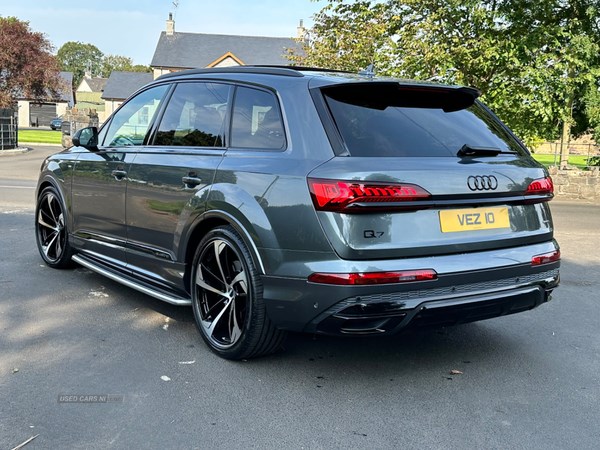 Audi Q7 Listing Image