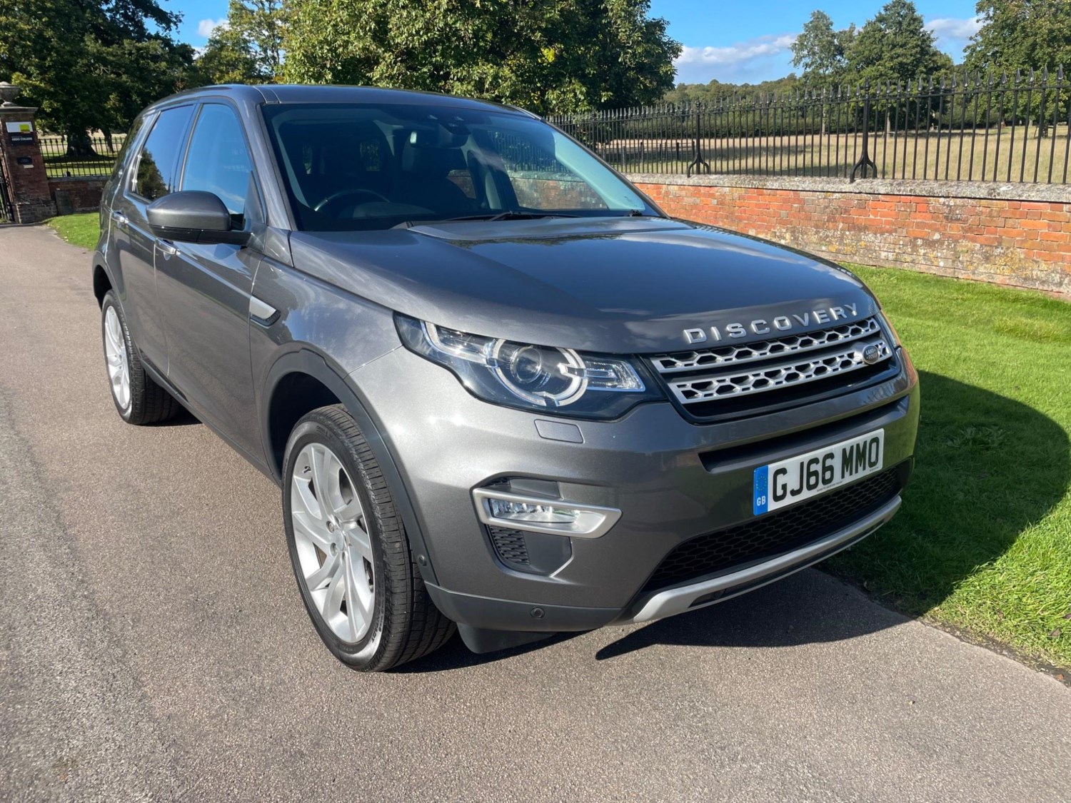 Land Rover Discovery Sport Listing Image