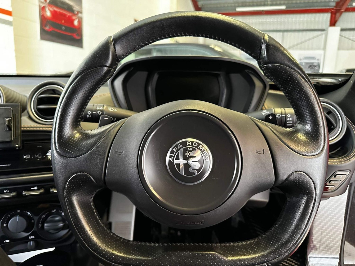 Alfa Romeo 4C Listing Image