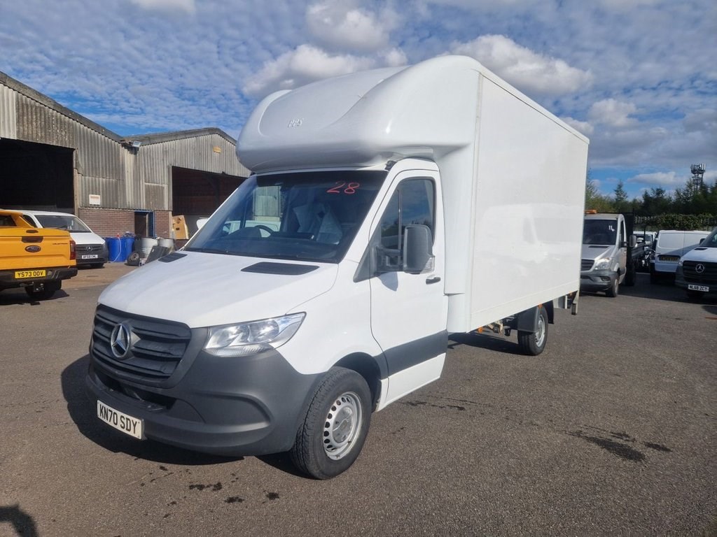 Mercedes-Benz Sprinter Listing Image