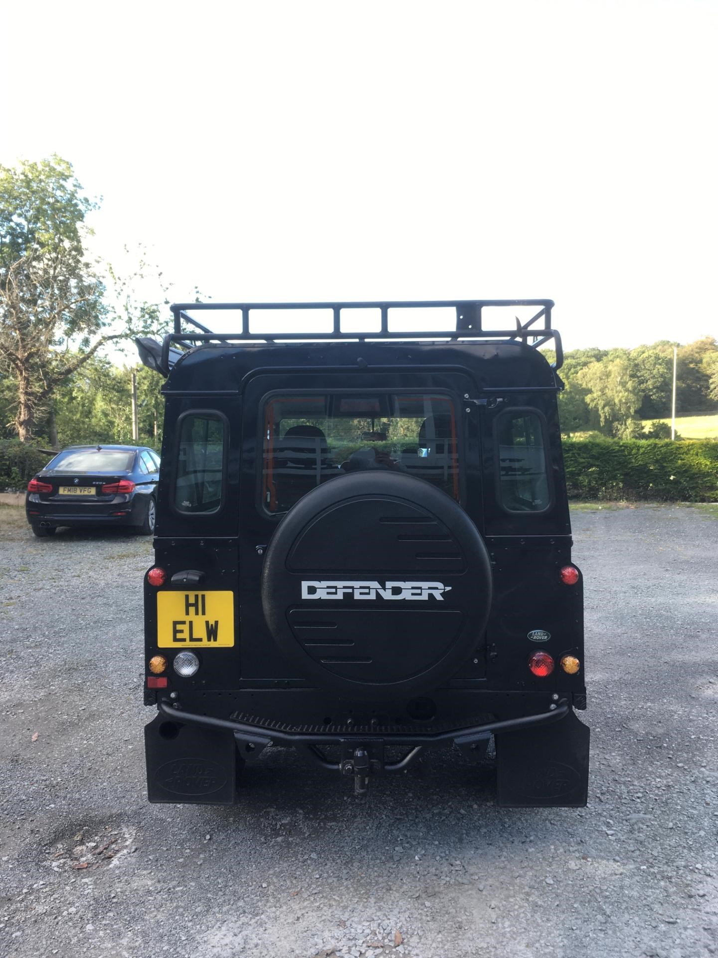 Land Rover Defender 110 Listing Image