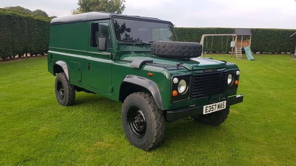 Land Rover Defender 110 Listing Image