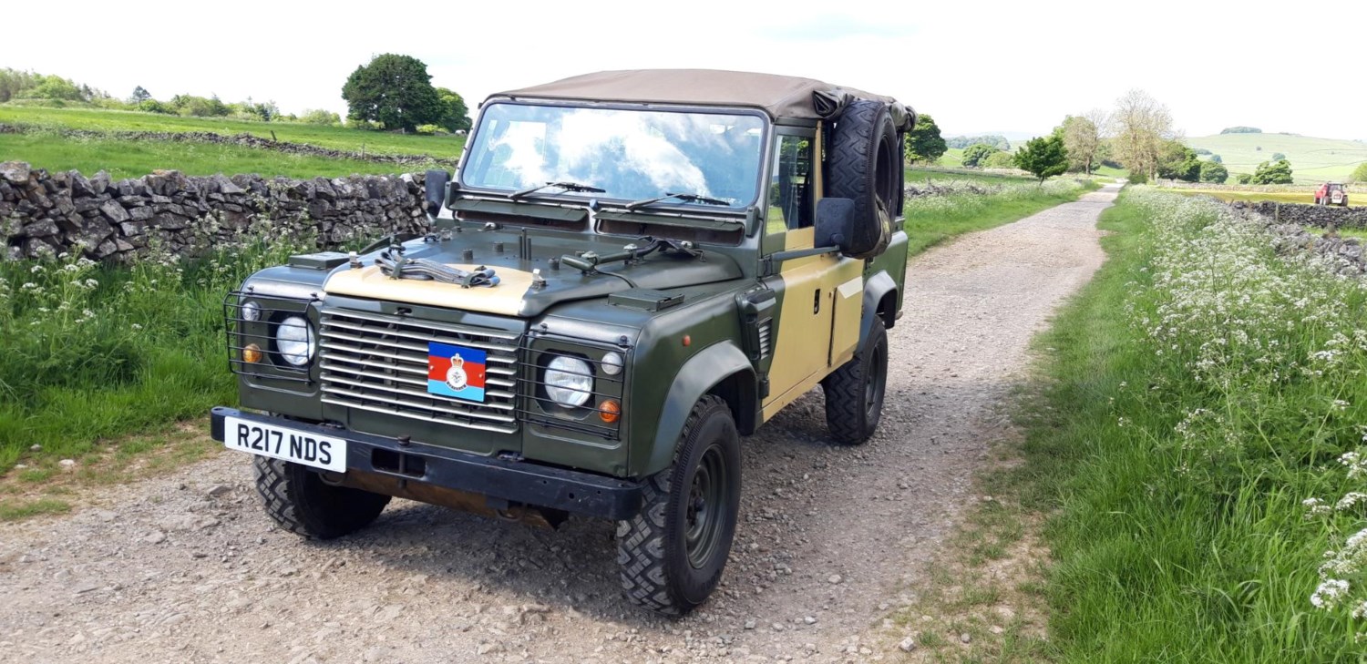 Land Rover Defender Listing Image