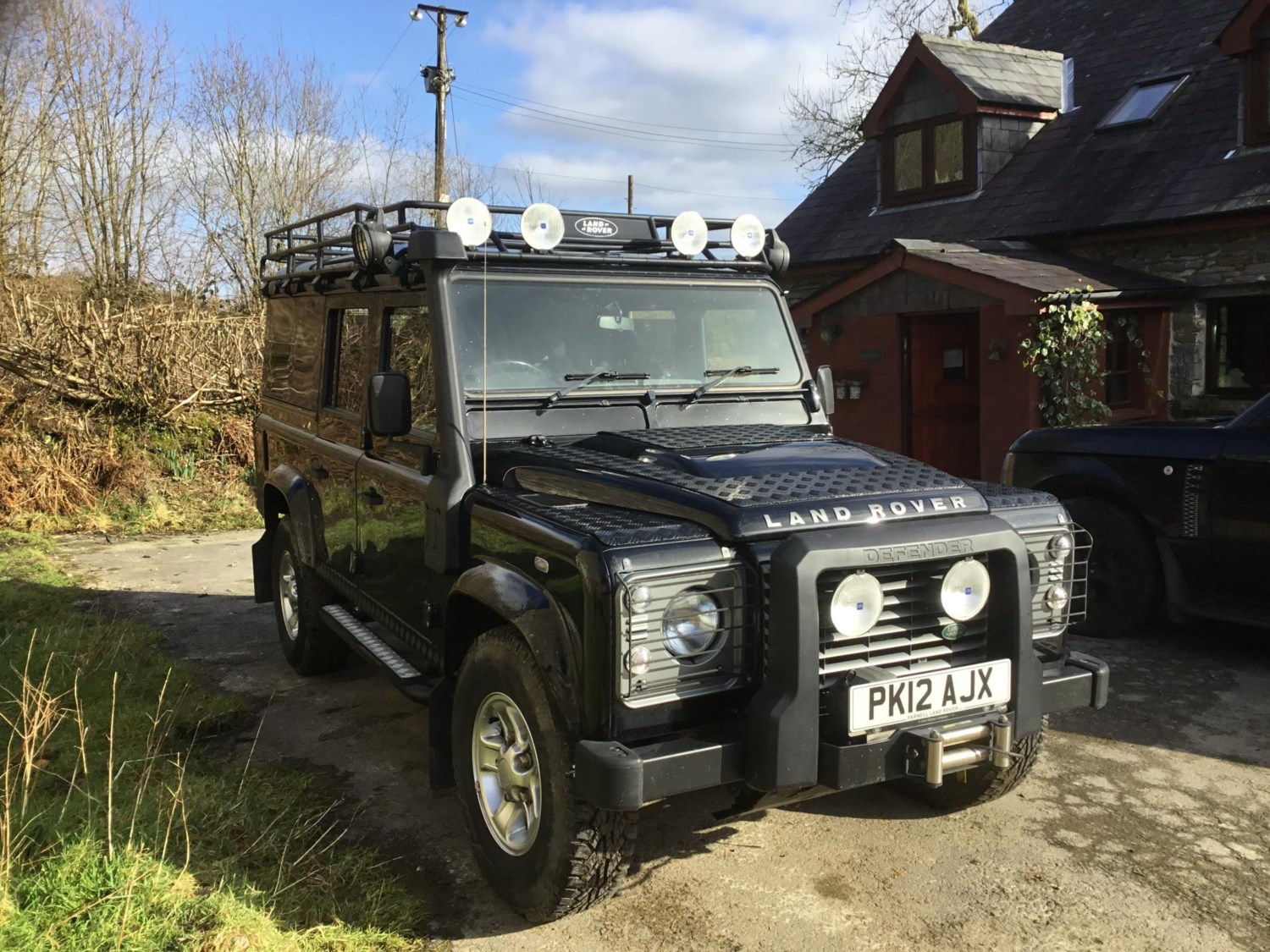 Land Rover  Listing Image