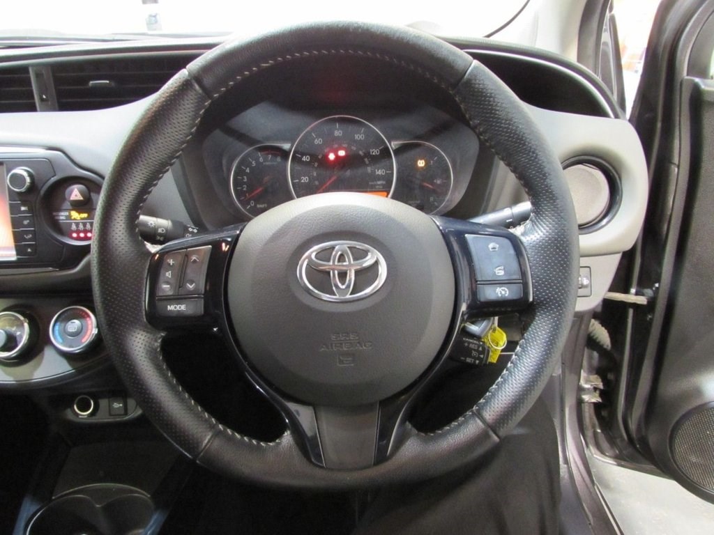 Toyota Yaris Listing Image