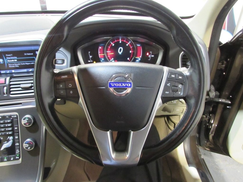 Volvo XC60 Listing Image