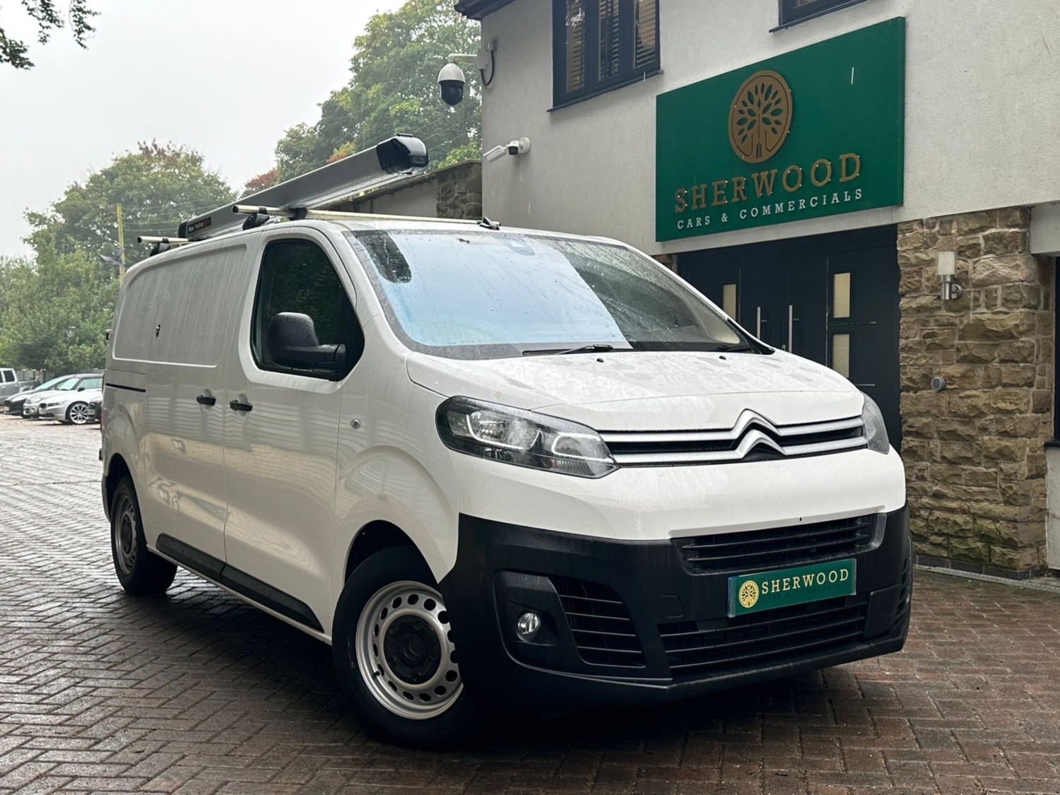 Citroen Dispatch Listing Image