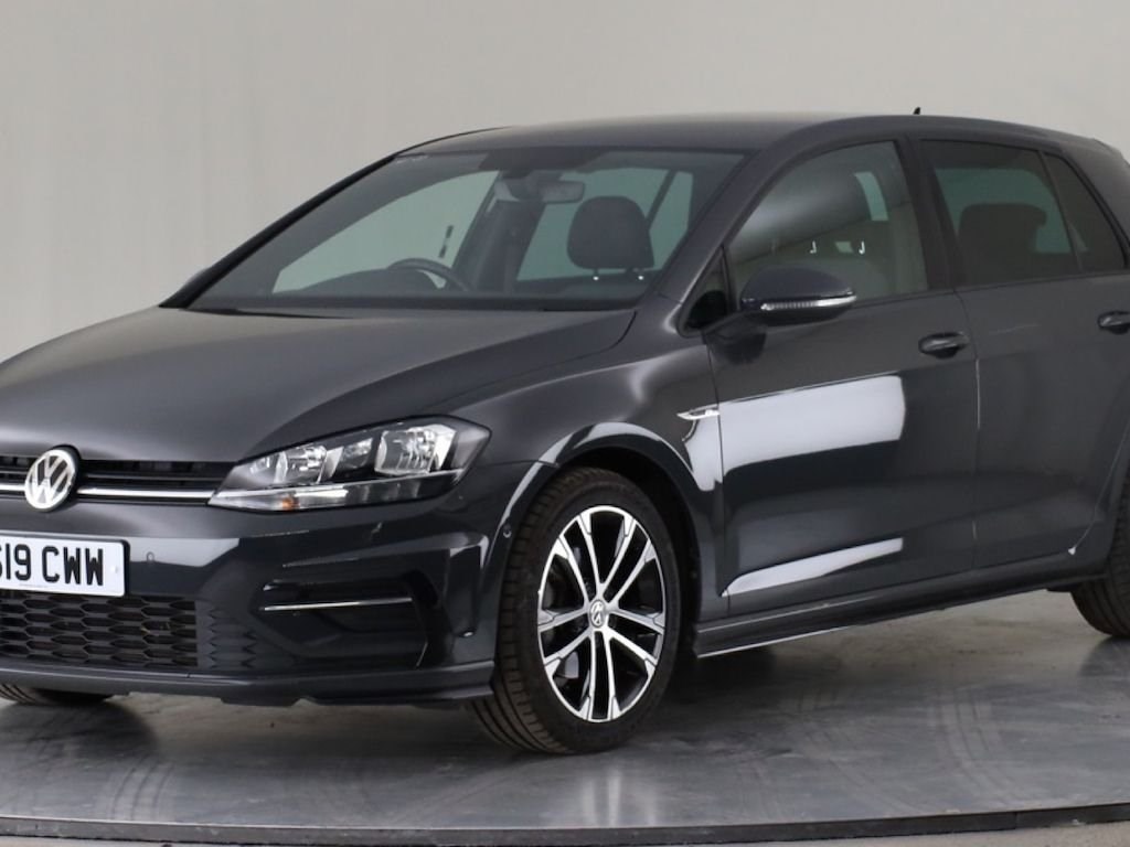 Volkswagen Golf Listing Image