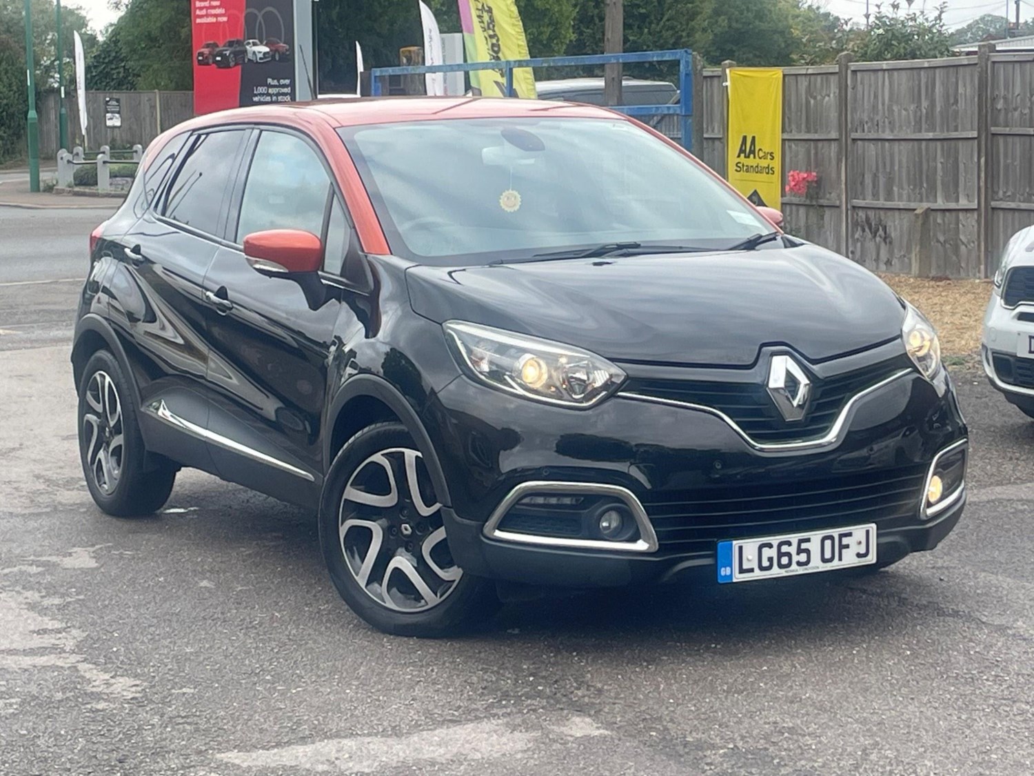 Renault Captur Listing Image