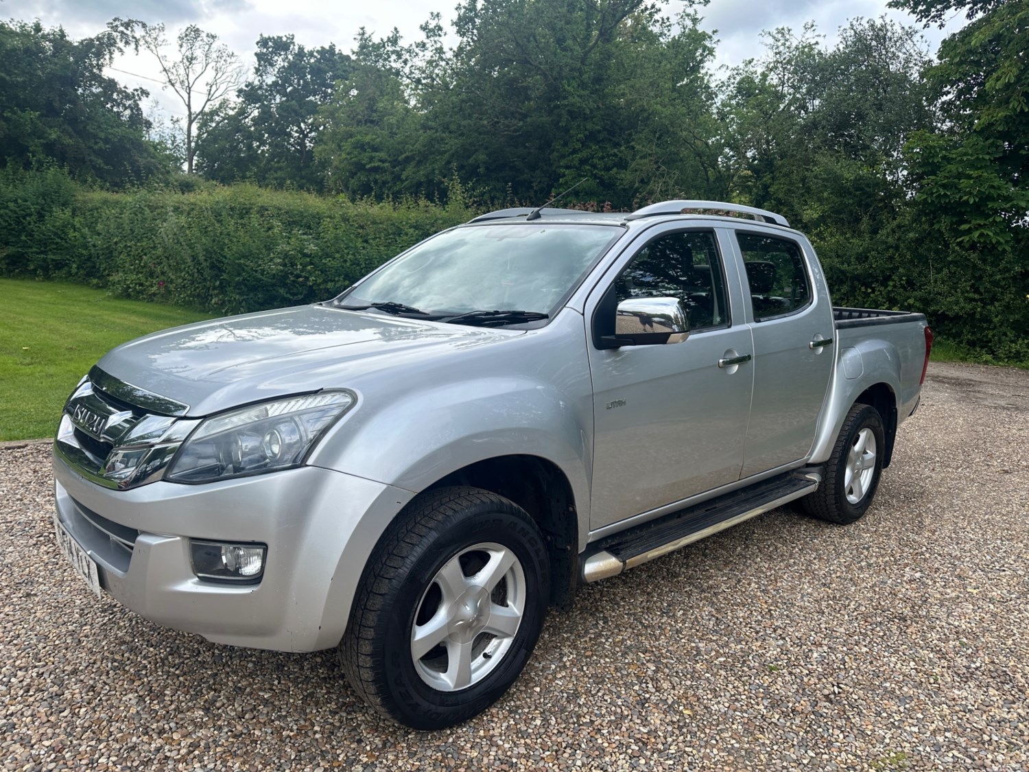 Isuzu D-Max Listing Image