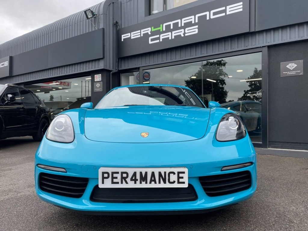 Porsche 718 Cayman Listing Image