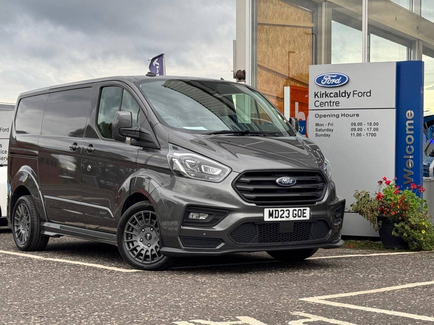 Ford Transit Custom Listing Image