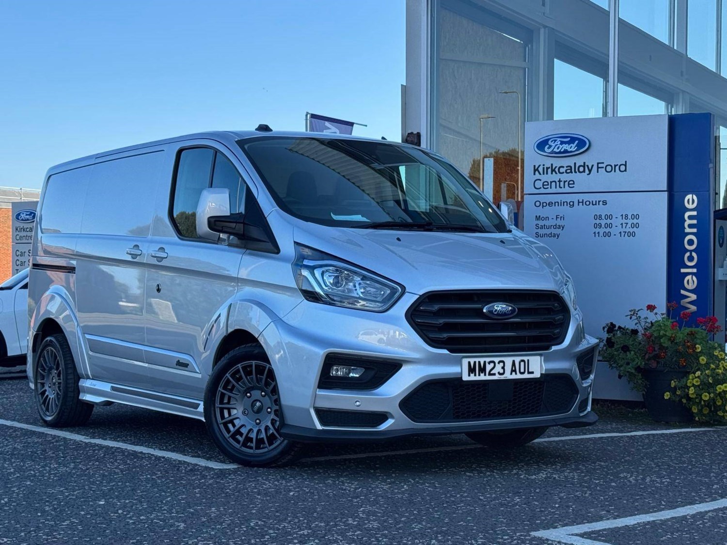 Ford Transit Custom Listing Image