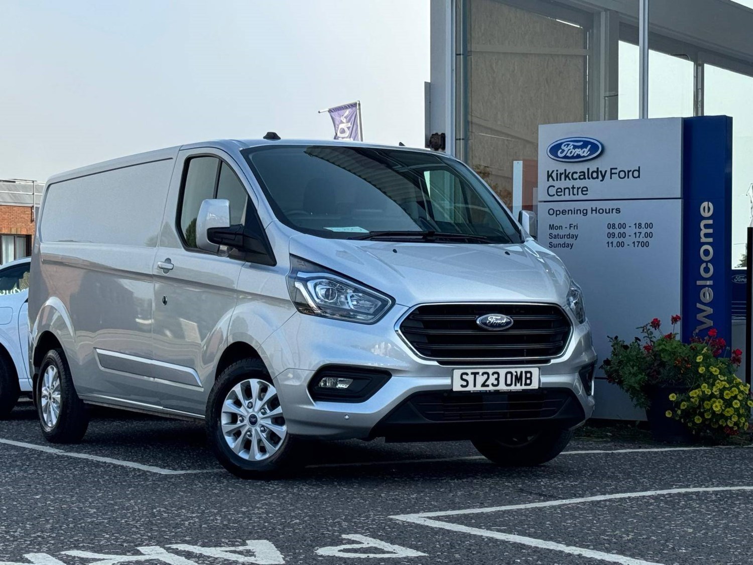 Ford Transit Custom Listing Image