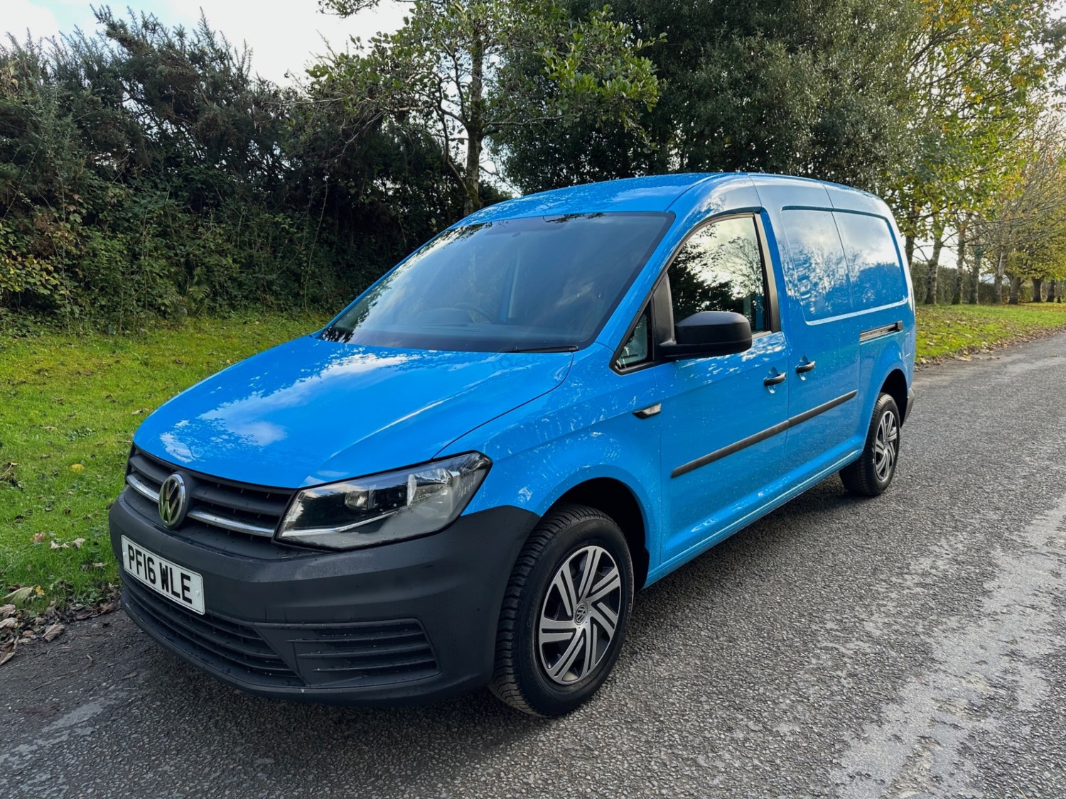 Volkswagen Caddy Maxi Listing Image