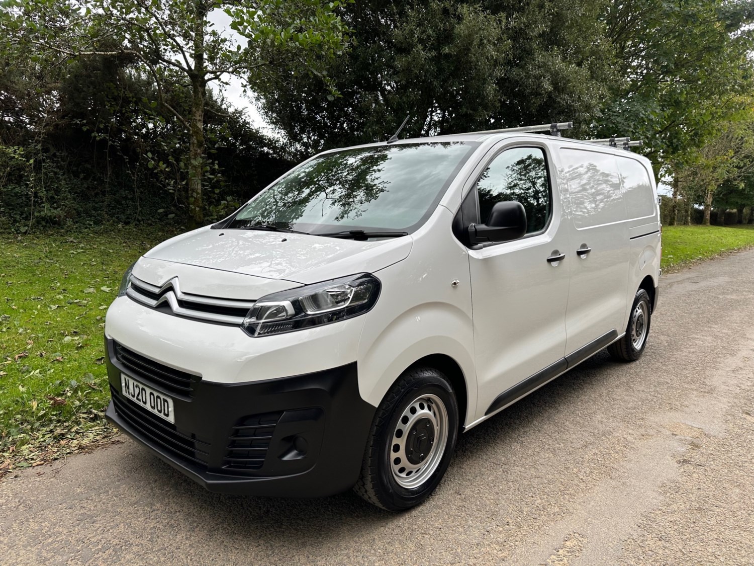 Citroen Dispatch Listing Image