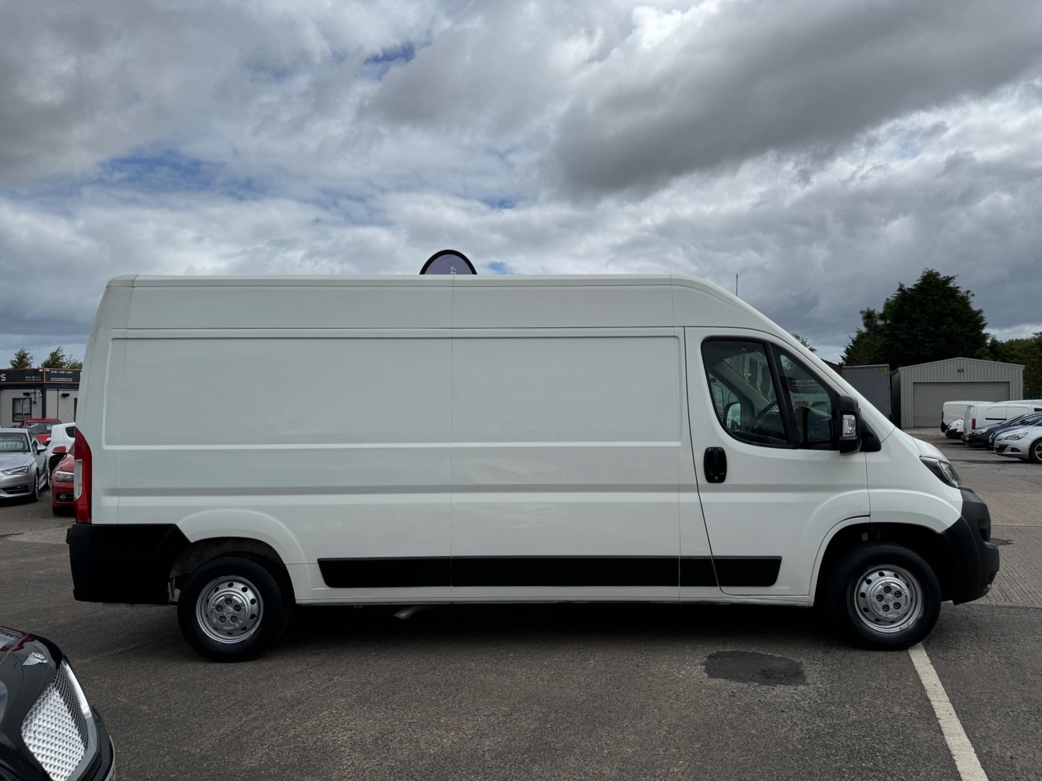 Peugeot Boxer Listing Image