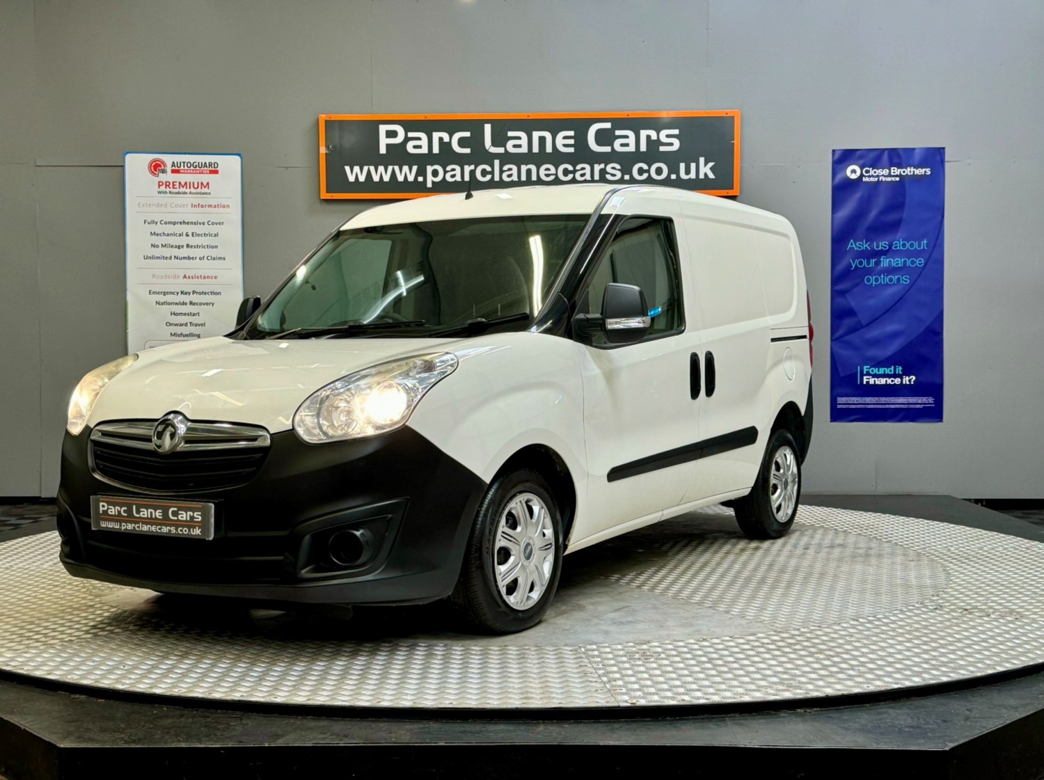 Vauxhall Combo Listing Image