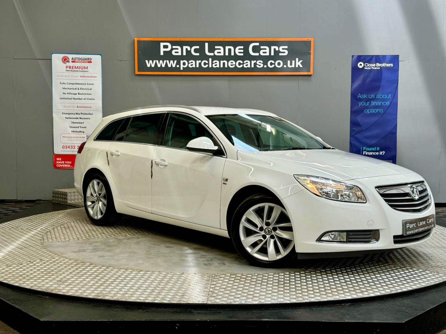 Vauxhall Insignia Listing Image