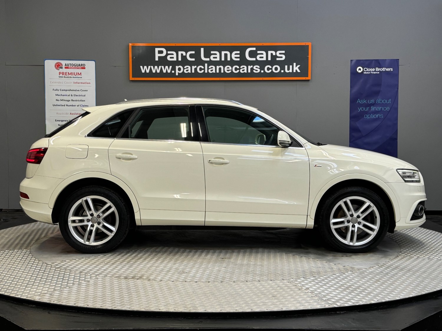 Audi Q3 Listing Image