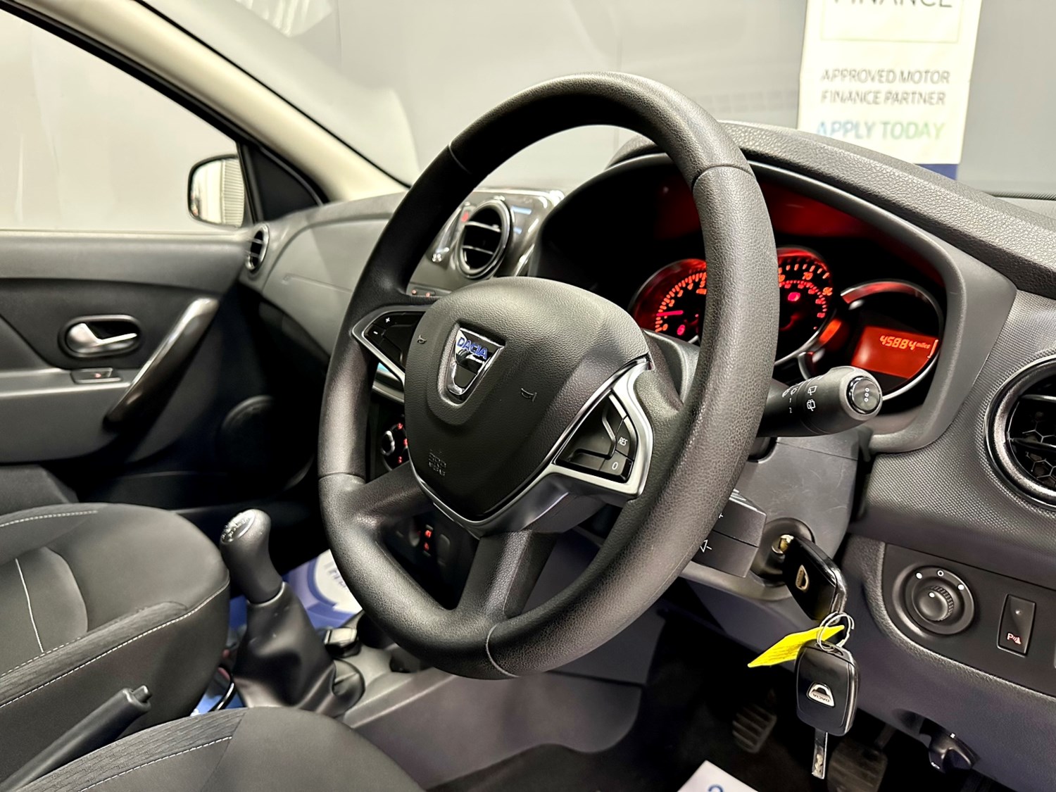 Dacia Sandero Listing Image