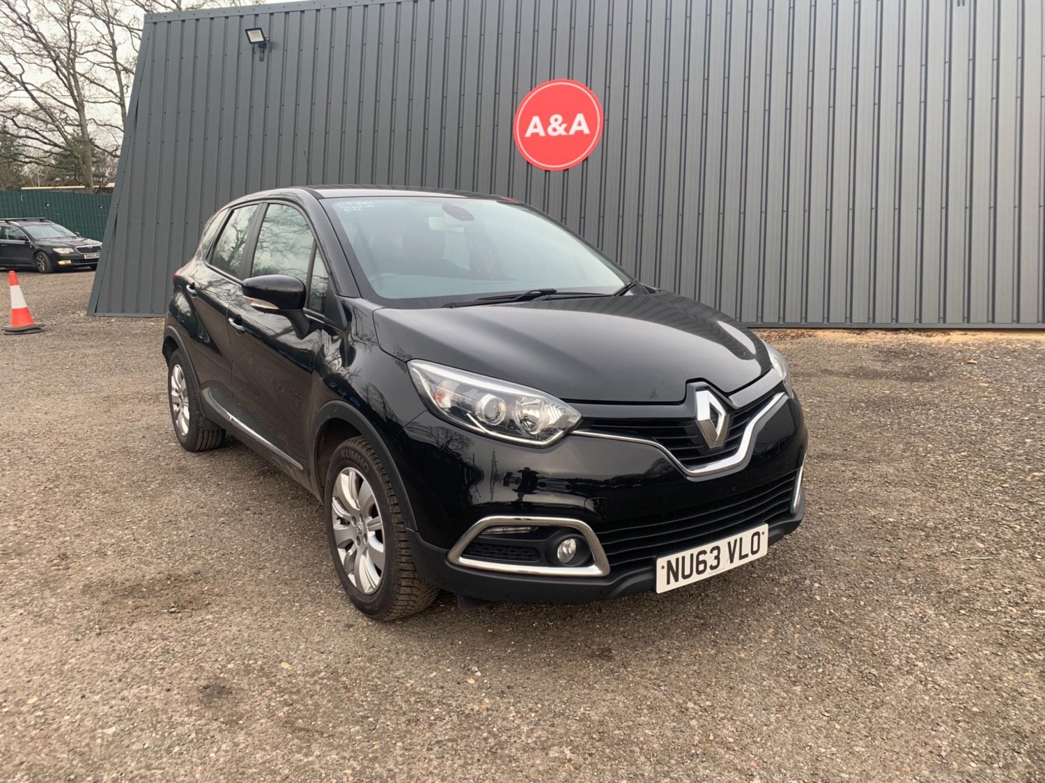 Renault Captur Listing Image