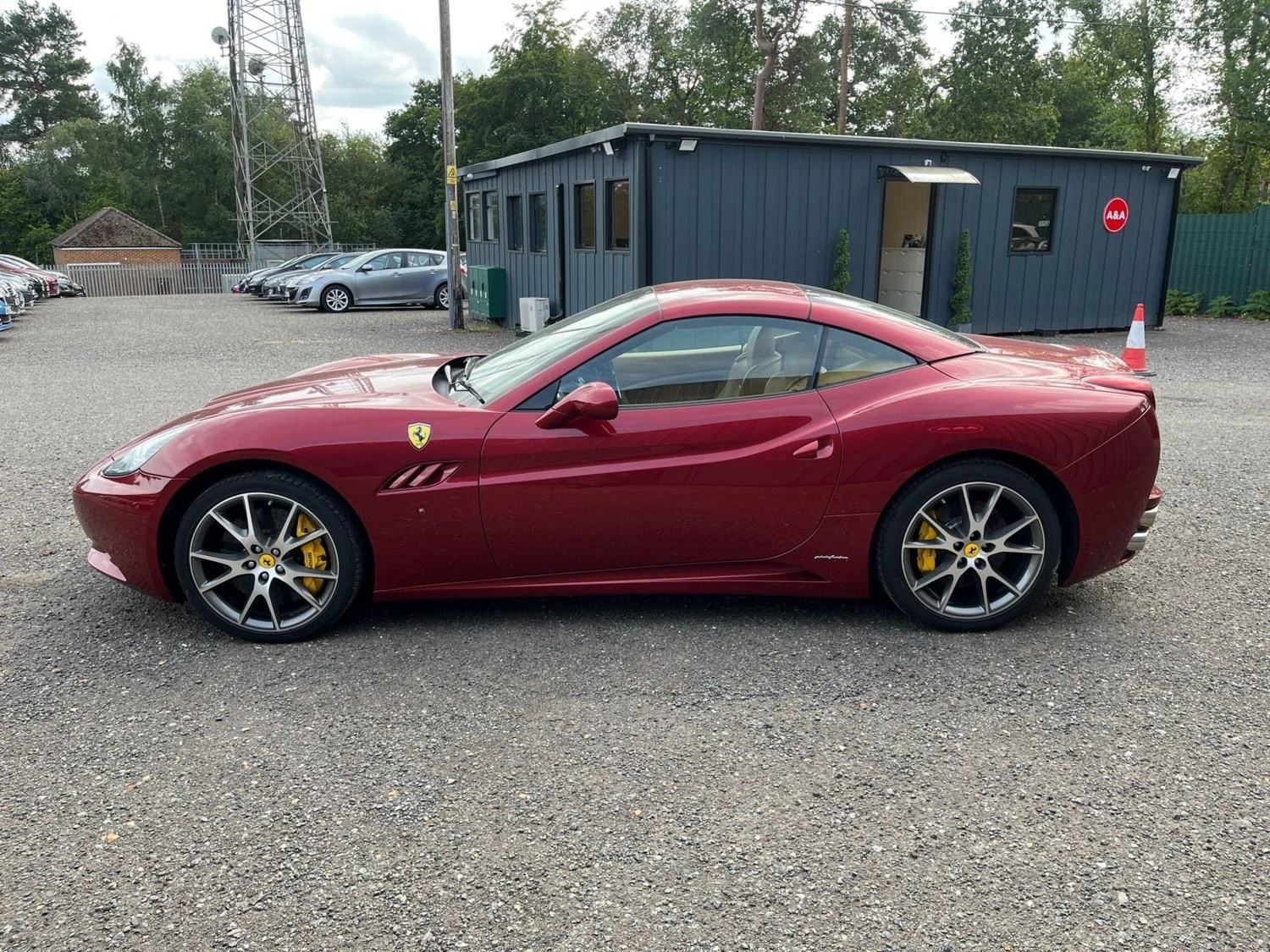 Ferrari California Listing Image