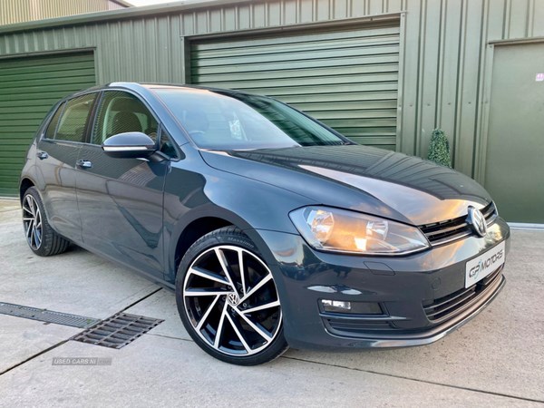 Volkswagen Golf Listing Image