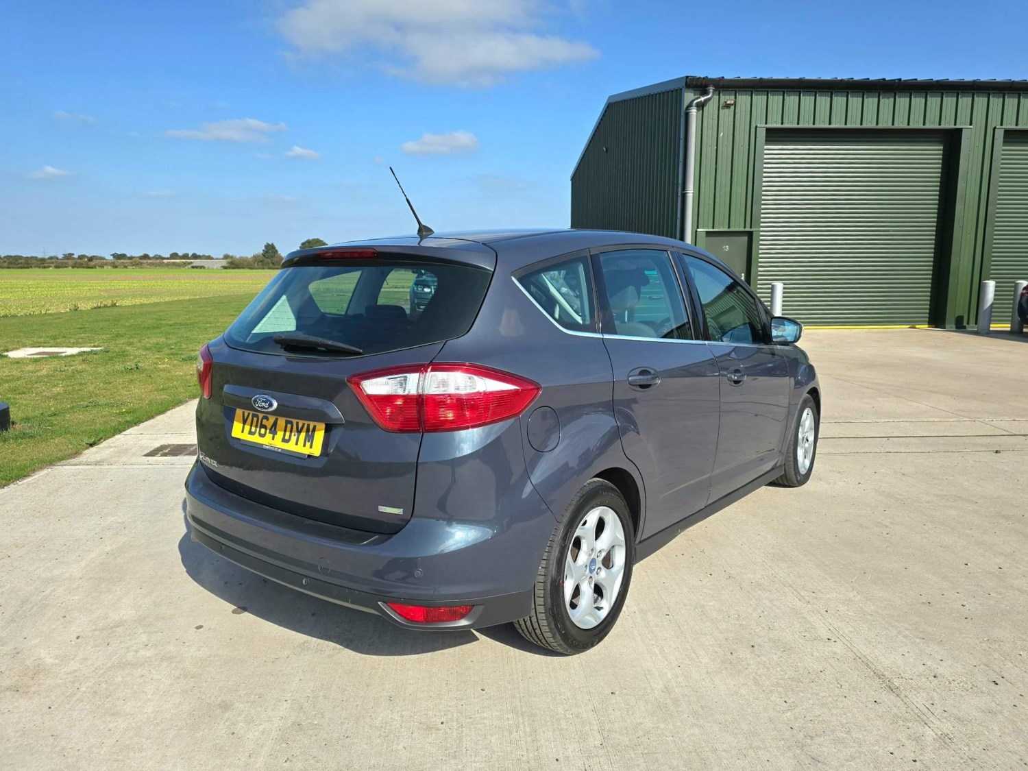 Ford C-Max Listing Image