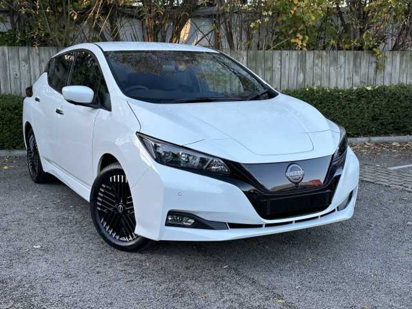 Nissan Leaf Listing Image