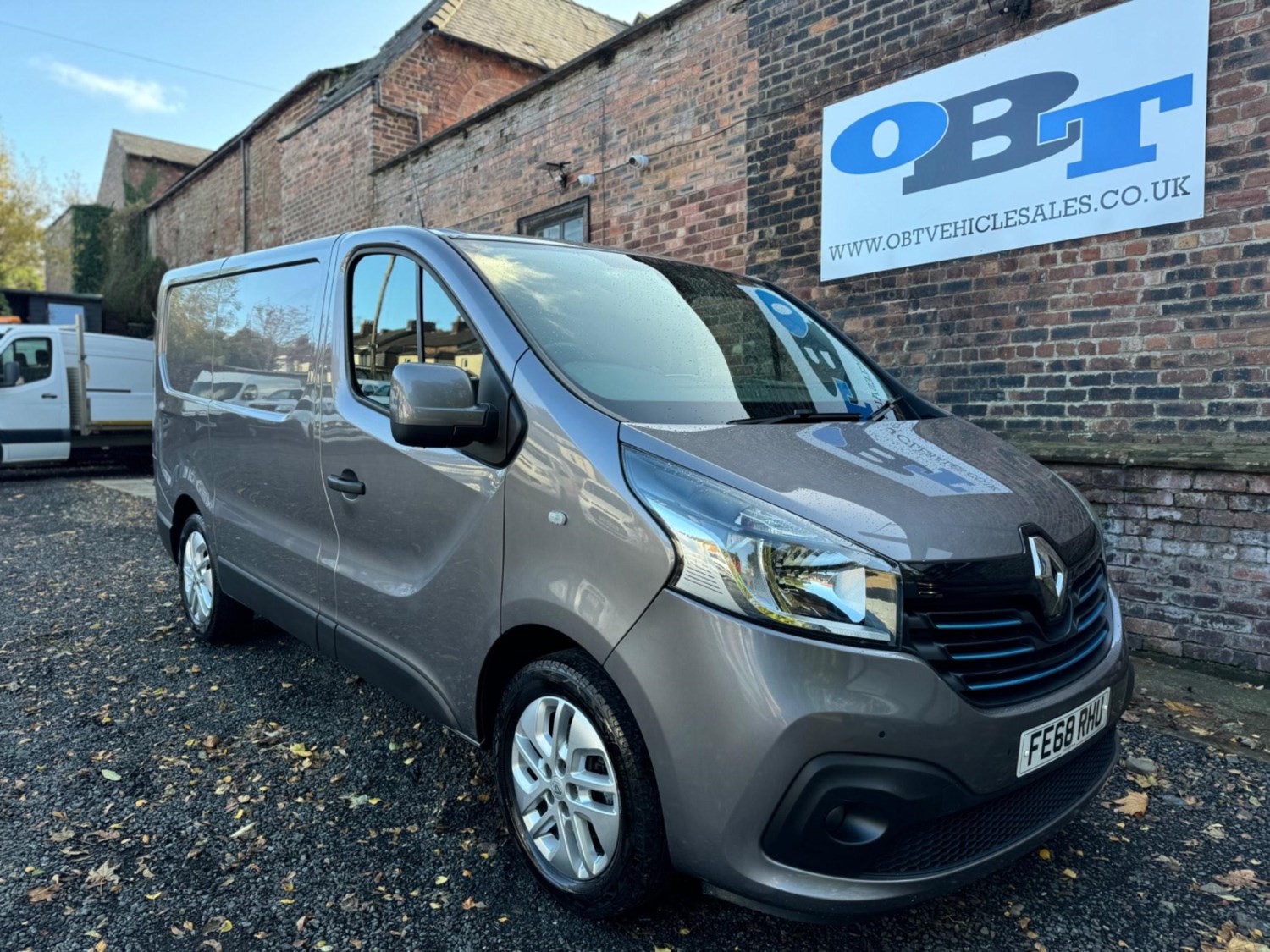 Renault Trafic Listing Image