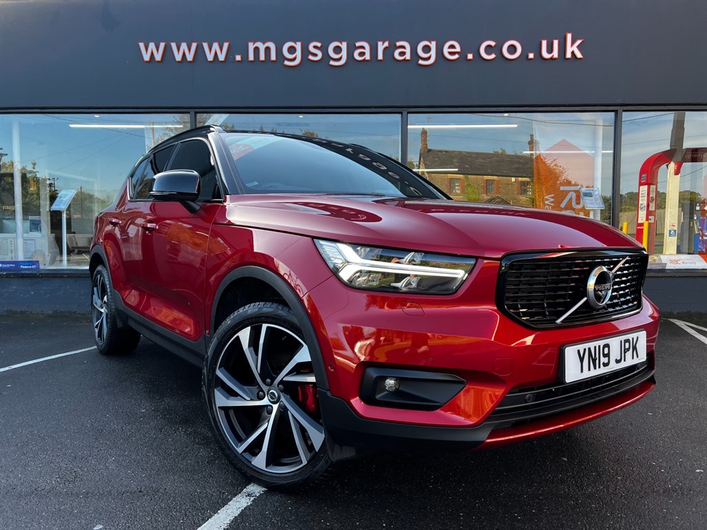 Volvo XC40 Listing Image