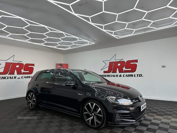 Volkswagen Golf Listing Image