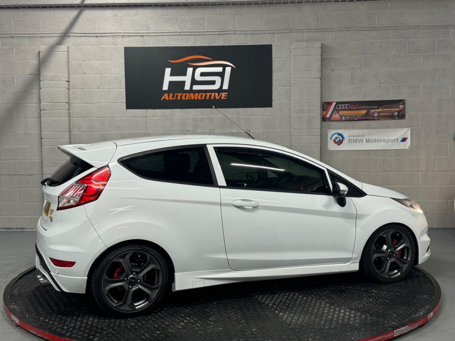 Ford Fiesta Listing Image