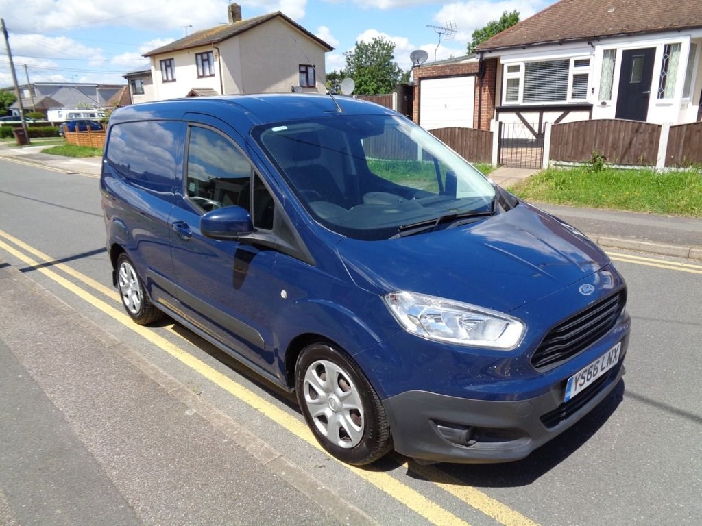 Ford Transit Courier Listing Image